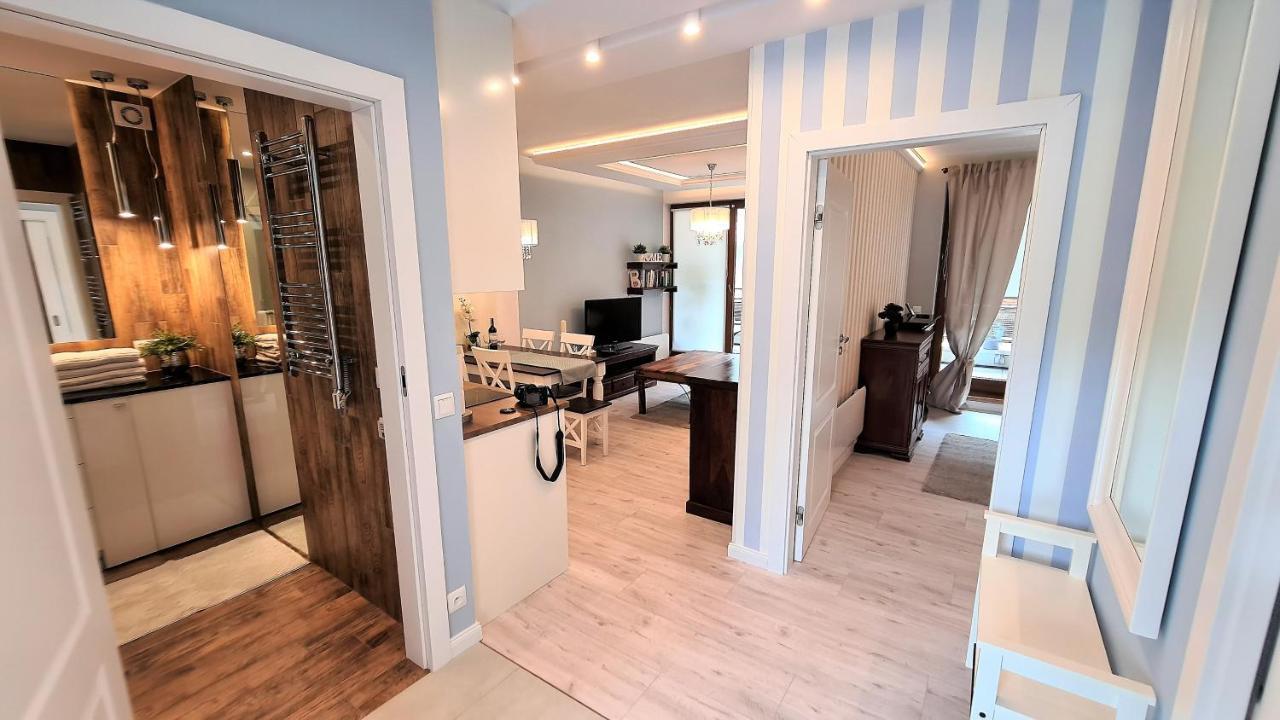 Apt Miedzymorze - Apartamenty Wypoczynkowe يوراتا المظهر الخارجي الصورة